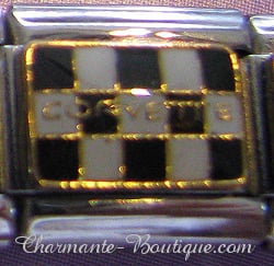 Corvette sur fond damier