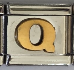 Lettre Q doré